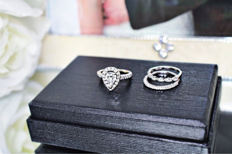   Tiger Gems Art Deco Half Eternity Band Set  